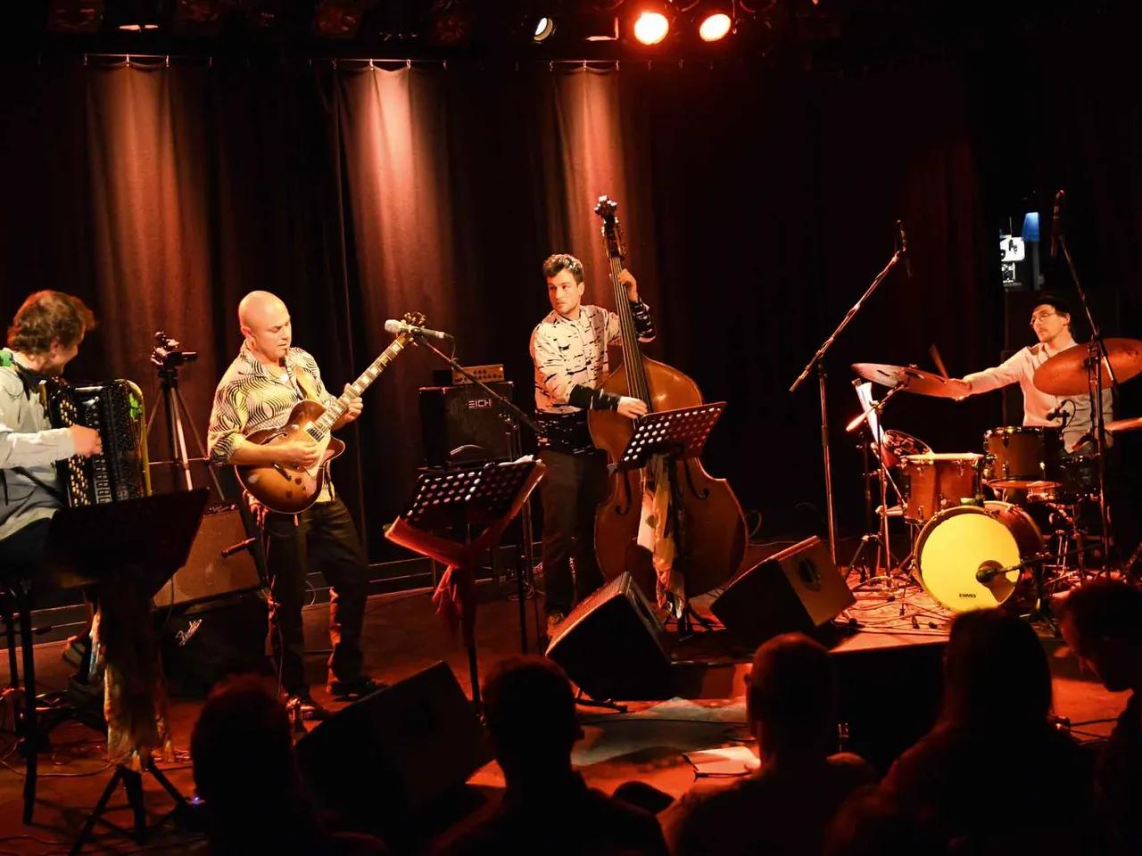 KaisersNeueWelt_Pressefoto Quartett 2 by Uwe Pioch_300dpi_WEB