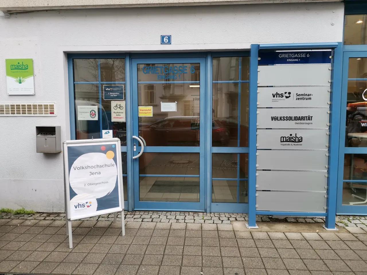 Eingang 1 in der Grietgasse 6 zum vhs-Seminarzentrum<br>