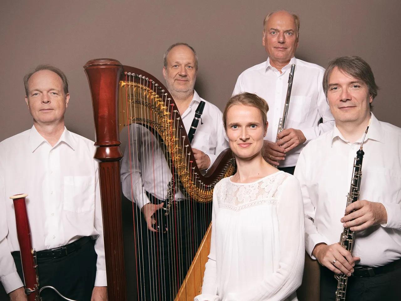 Ensemble Dix 2025