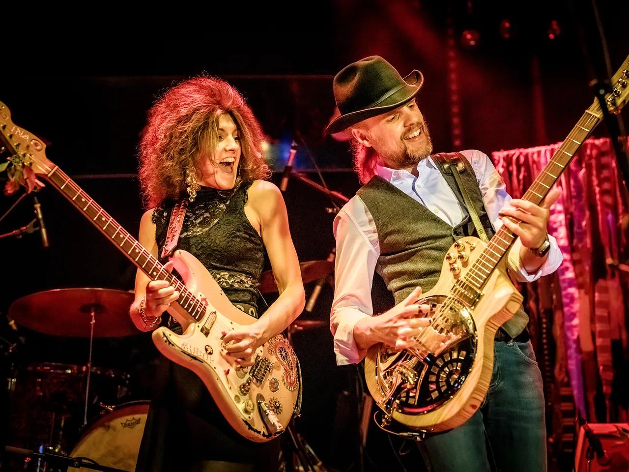 MuddyWhat_PhotoBy_Denis_Carpentier