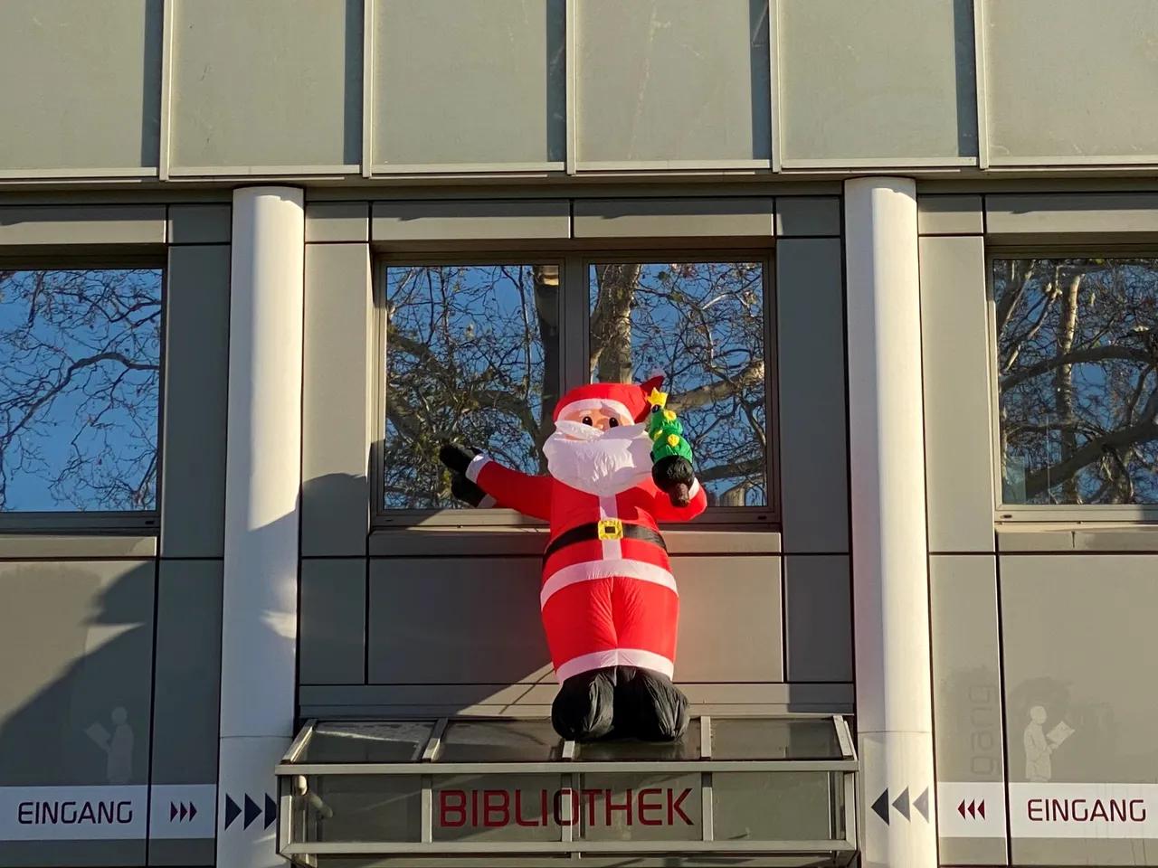 Weihnachtsmarkt Bibliothek