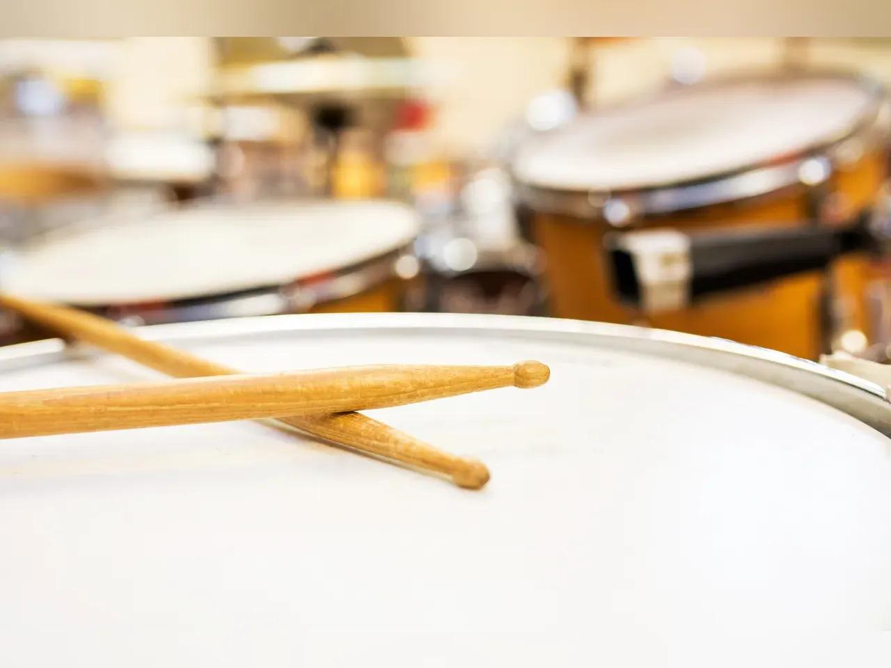 schlagzeig-mit-sticks-1_mks-jena-jenakultur-foto-christoph-worsch-17-jpg