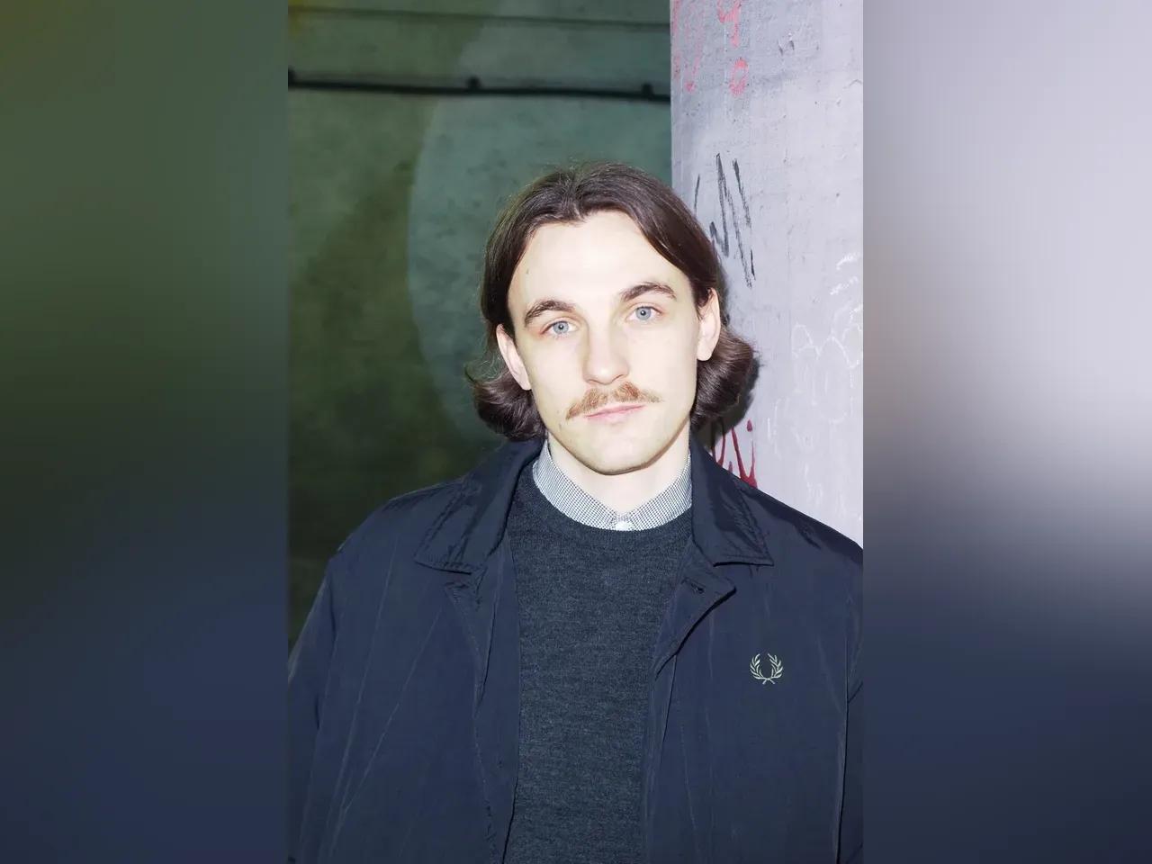 origin_2461230_0-jpg