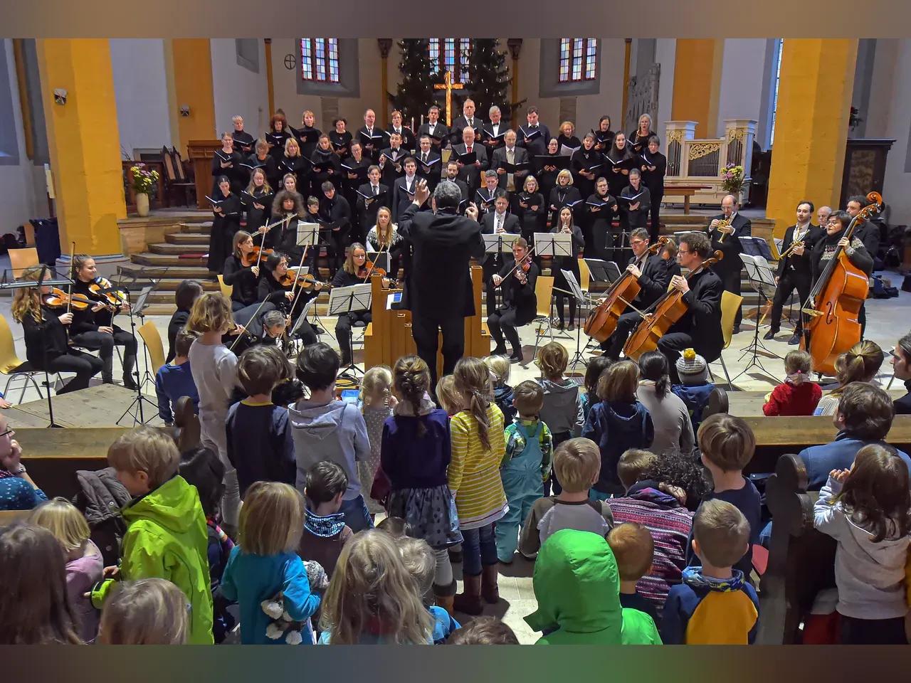 AOV und UniChor musizieren in der Jenaer Stadtkirche