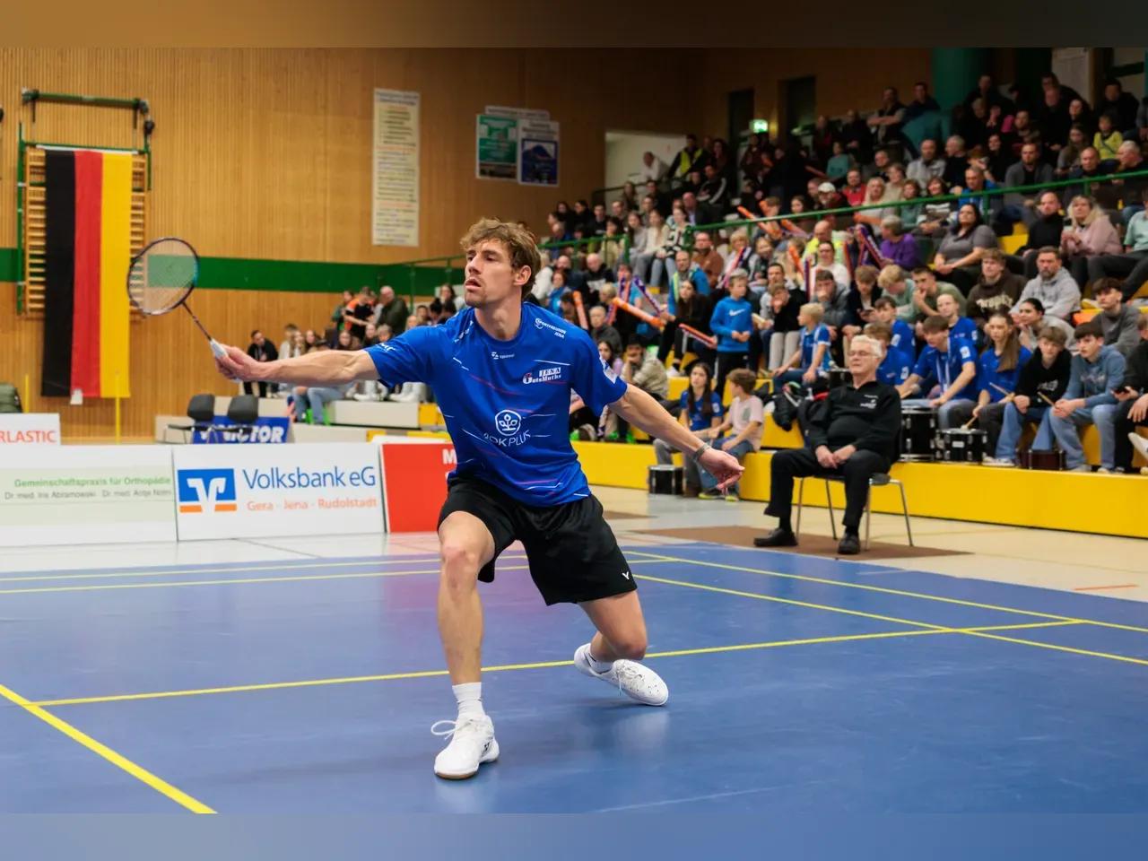 Badminton-Spieler auf dem Spielfeld