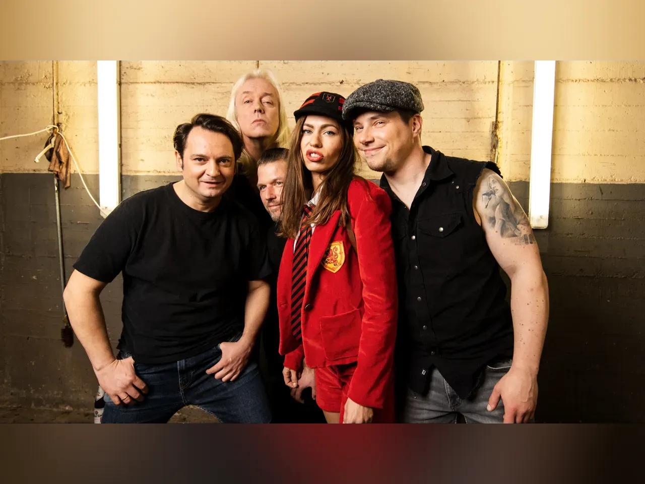 Bandmitglieder von The AC/DCs