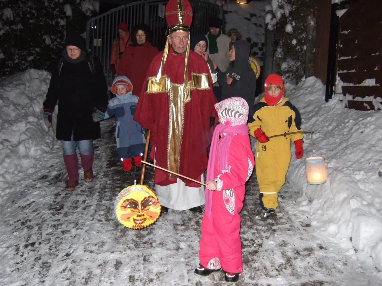 nikolausmarkt-in-alt-winzerla-jpg