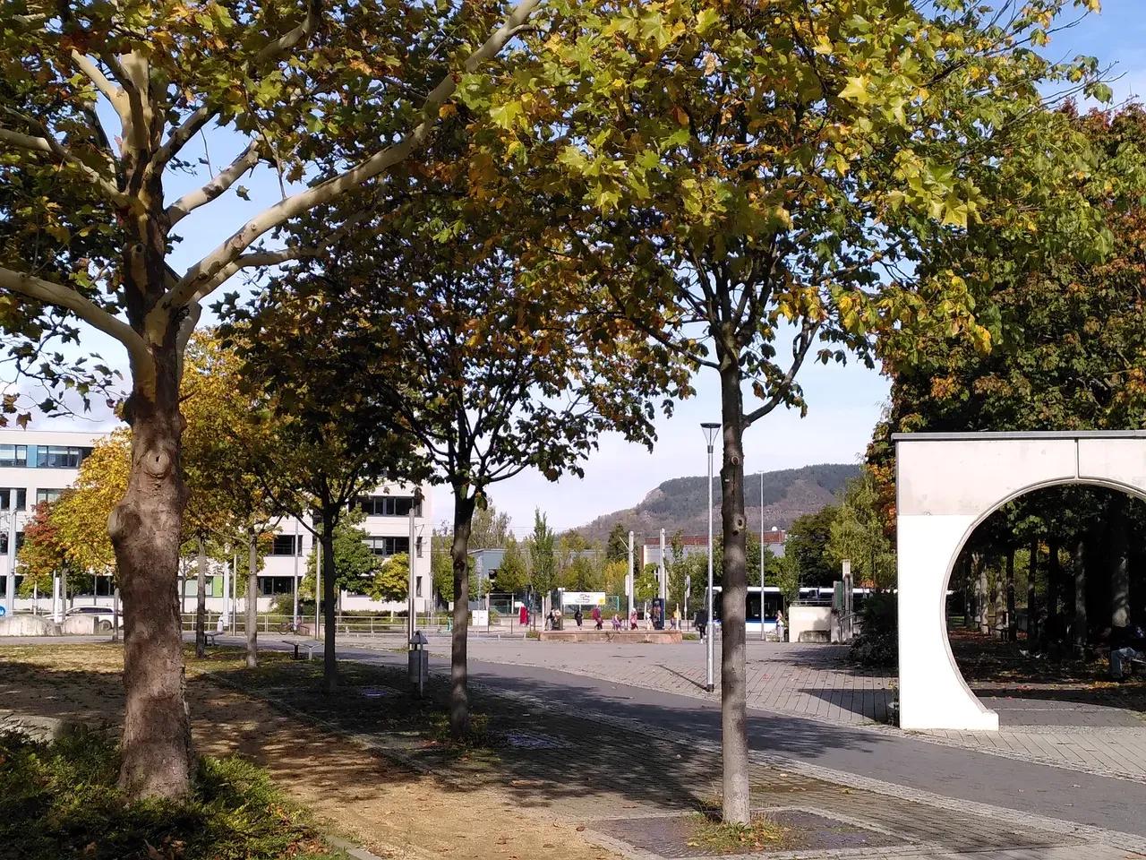 23-stadtplatz-west-jpg