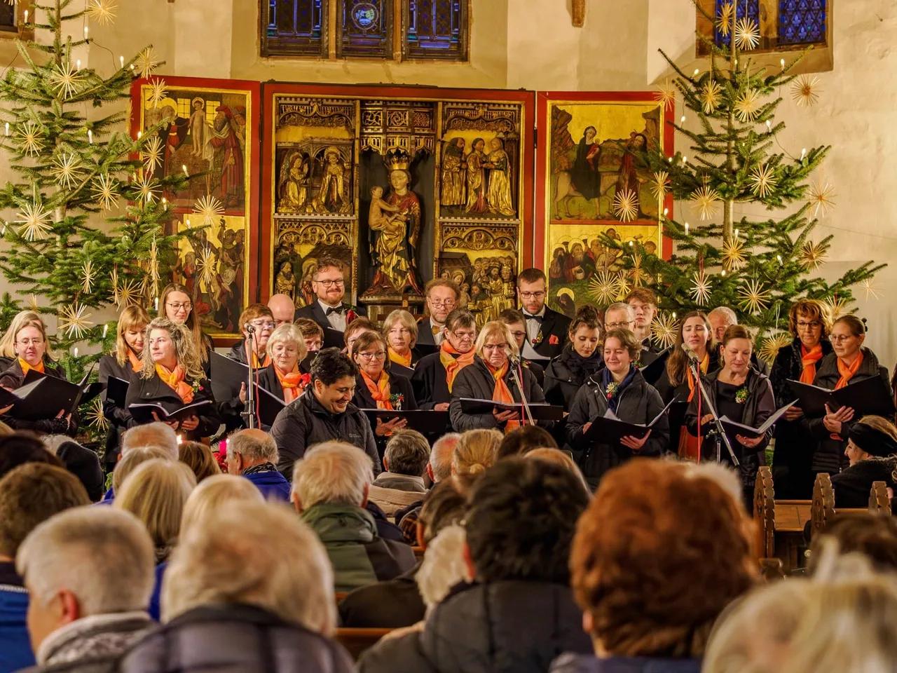 Cantabile_WeihnachtskonzertMarienkirche_Foto_DietmarLübke