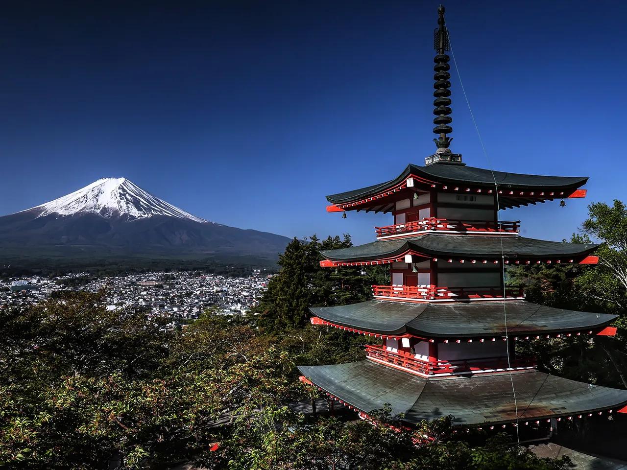 JV Presse-Bild Fujioshida - Chureito Tempel, Fujiyama