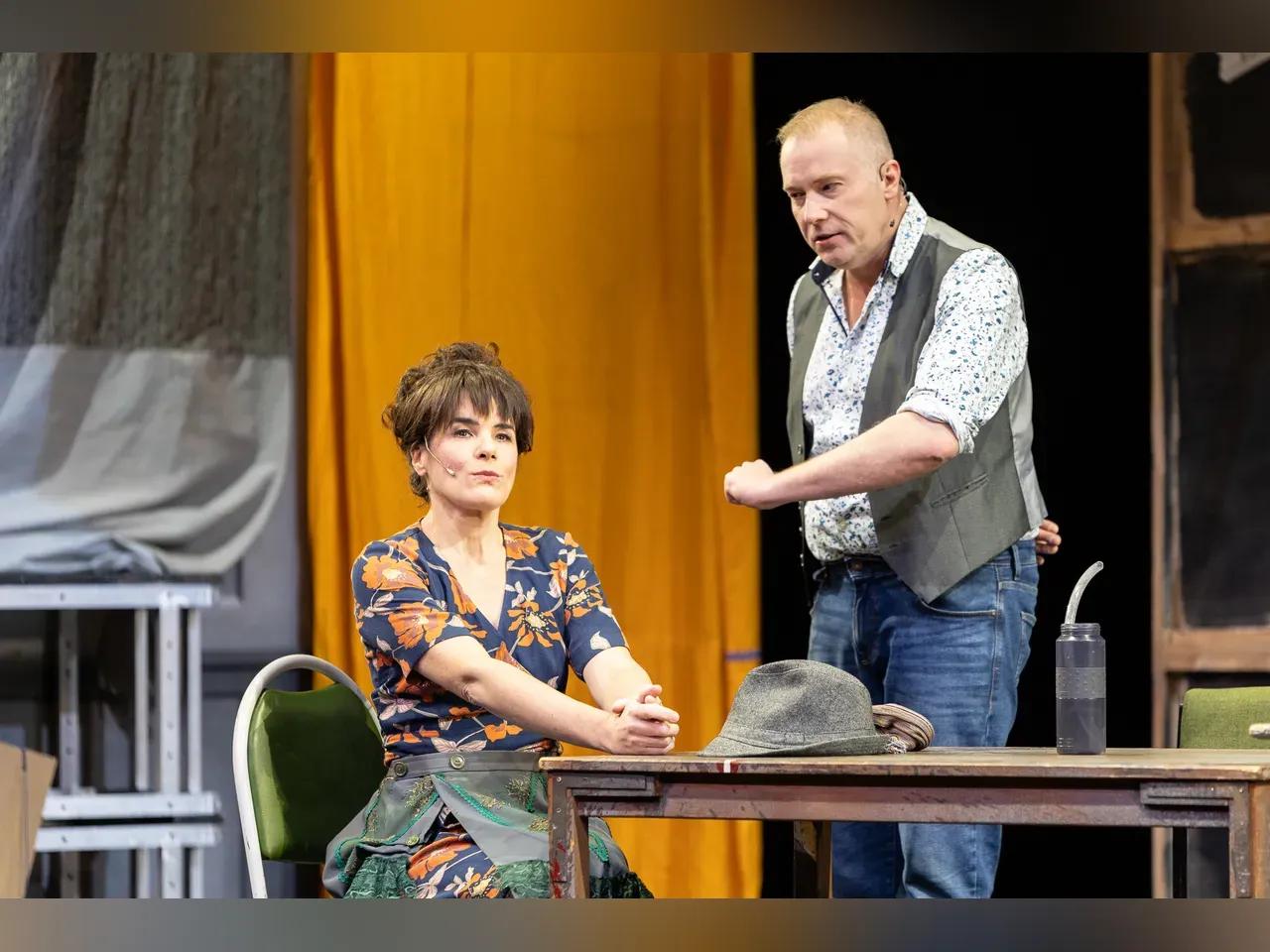 vs-dinnerforone-5677.web