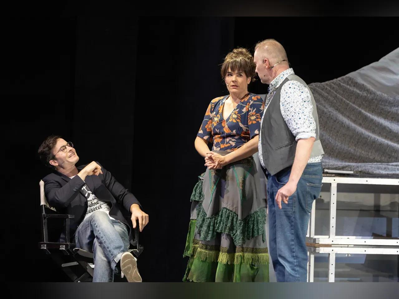 vs-dinnerforone-5671.web