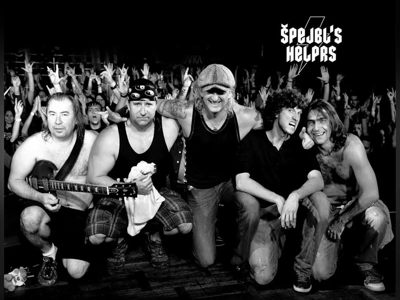 Spejbl´s Helprs - Die AC/DC Show am 19.04.2024 im Comma