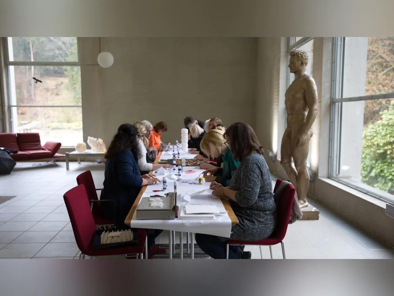 Workshop: Café & Collage