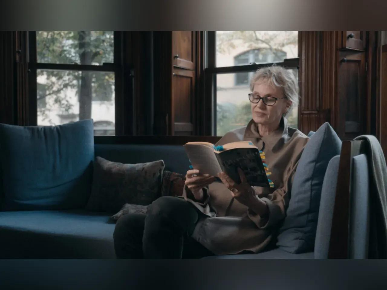 01_Siri_Hustvedt_-c-_Medea_Film_Factory_Dschoint_Ventschr_Filmproduktion_Meret_Madoerin_Filip_Zumbrunn-1000x590