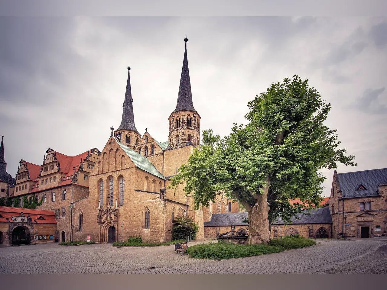 Das Langhaus des Merseburger Doms