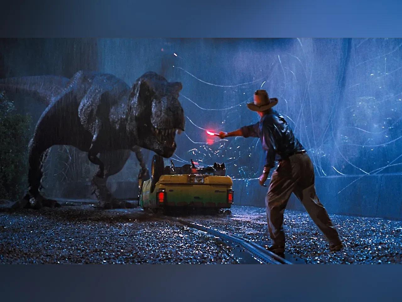 jurassic-park_01_park-circus_universal-jpg