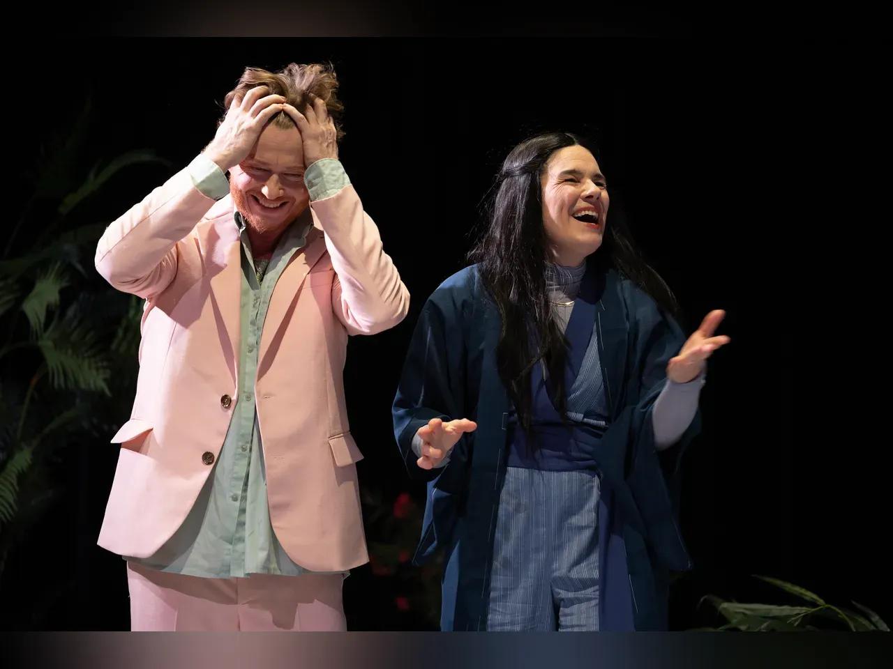 %E2%80%9EDer_Gott_des_Gemetzels%E2%80%9C_Thorsten_Dara_als_Michel__Ines_Buchmann_als_V%C3%A9ronique__Foto_Ronny_Ristok_