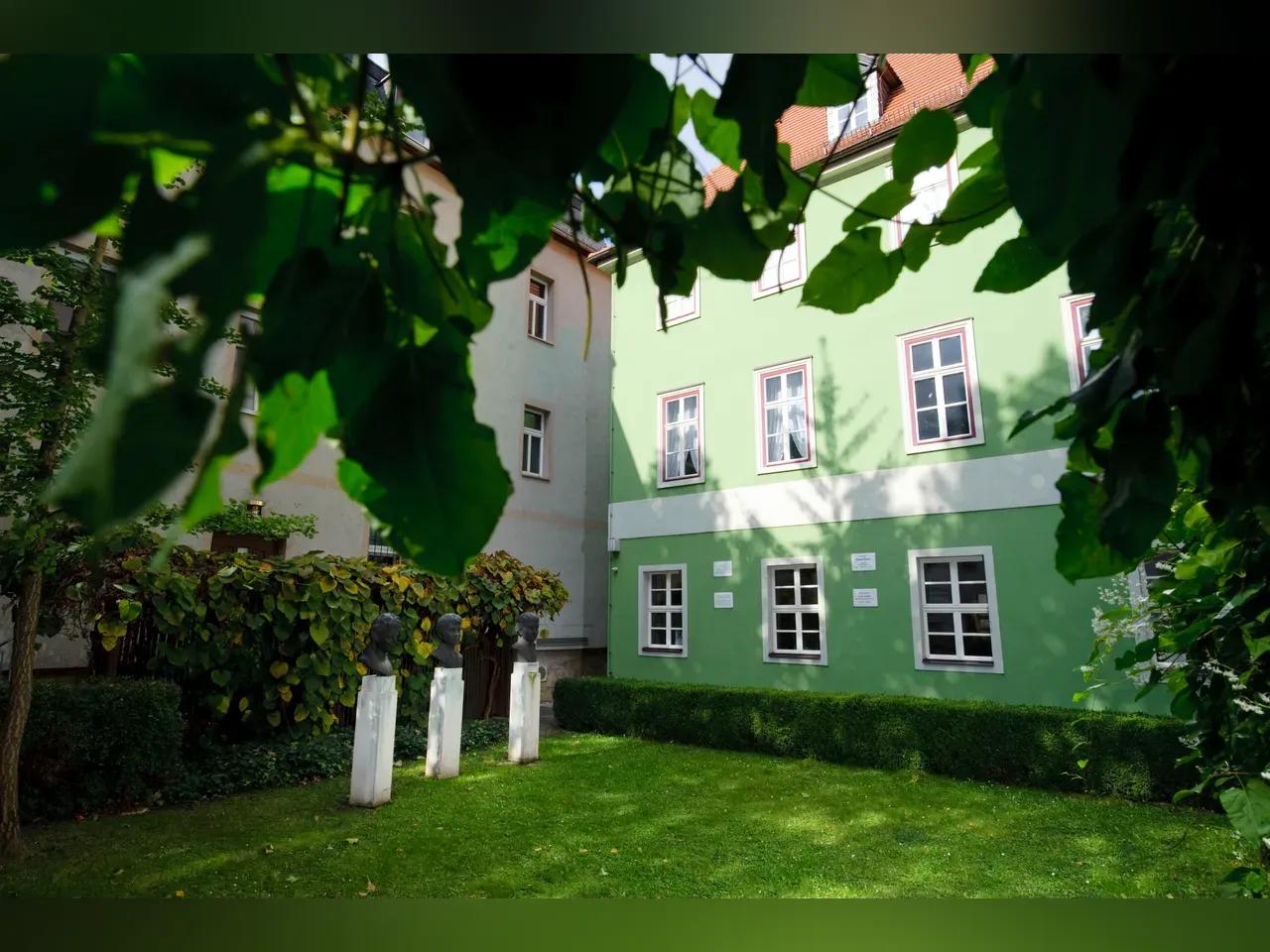 gartenseite-rh-foto-andreas-hub-jpg