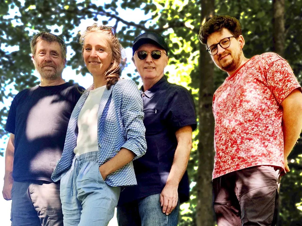Bandmitglieder von The Funkfood im Grünen
