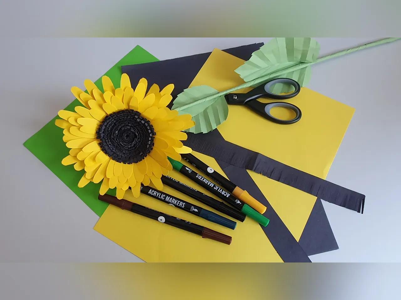 Papercraft - Sonnenblumen aus Papier