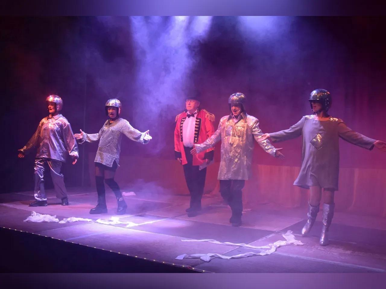burghoftheaterkapellendorf_ki-royale_k-k-fotokreidner-jpg