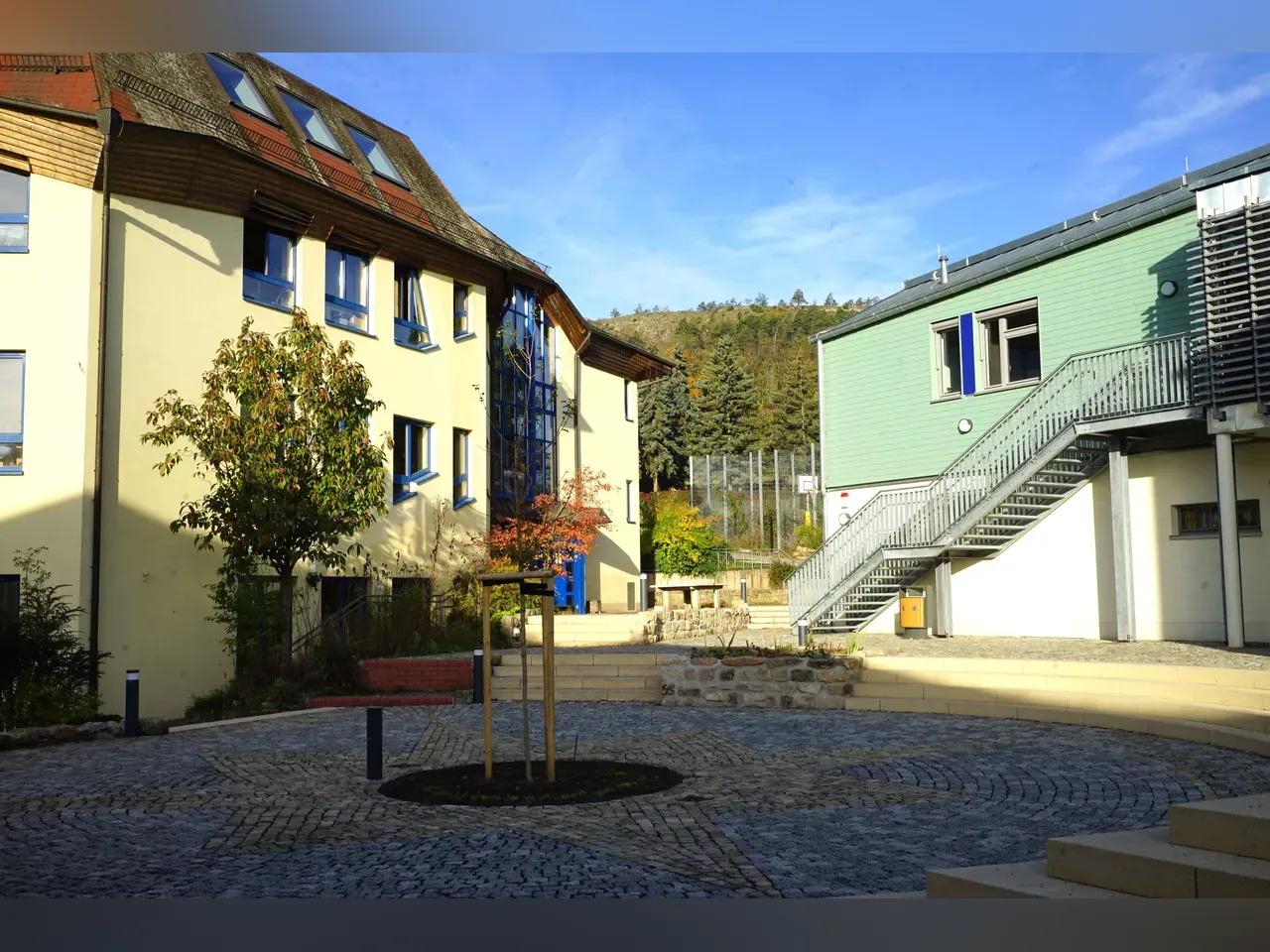 Außenansicht des Gebäudes der Freien Waldorfschule Jena